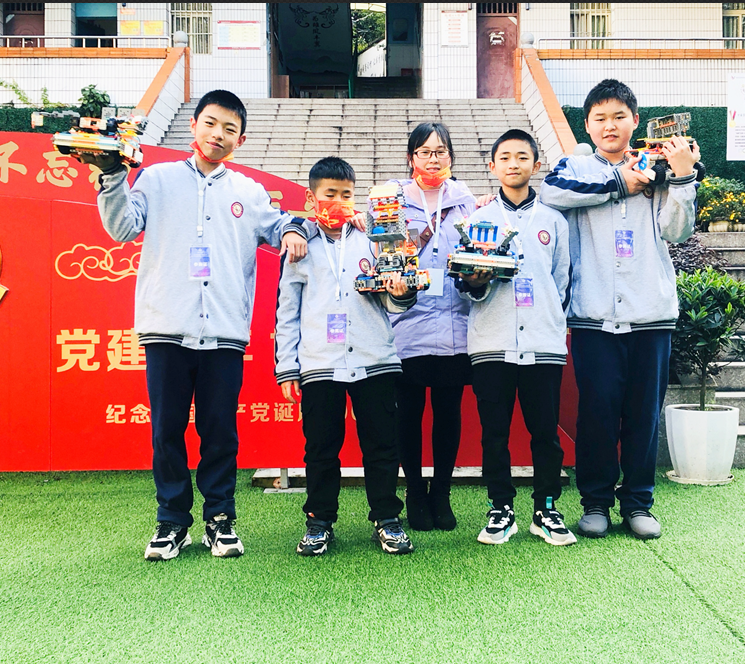 选择适合学生的教育，将代表重庆市参加全国总决赛