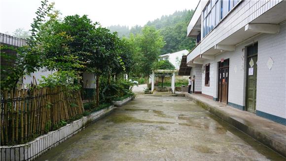 丰都双河村目之所及皆是美奏响乡村奋进曲