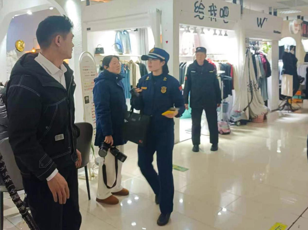 檢查現場。安全渝北區消防救援支隊供圖 華龍網發