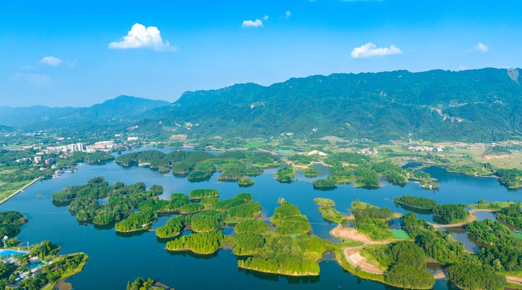 大足龙水湖景点图片