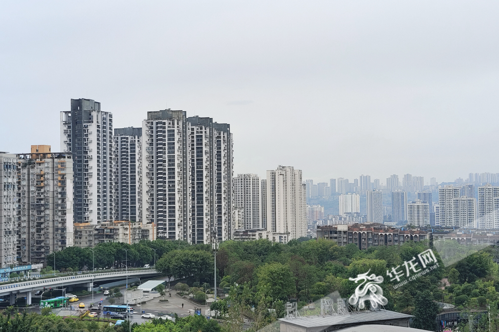 重庆中心城区今天是阴天有雨天气。华龙网记者 石涛 摄