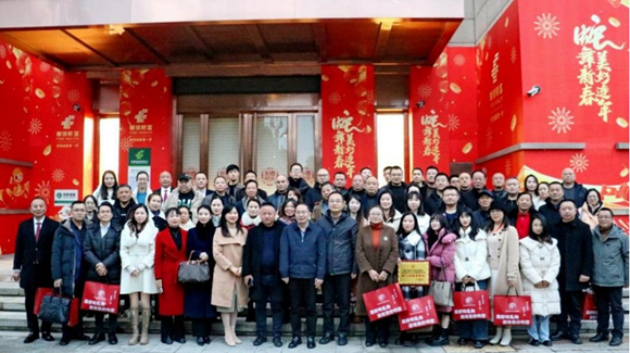 參會(huì)人員合影。仙桃街道辦事處供圖 第1眼TV-華龍網(wǎng)發(fā)