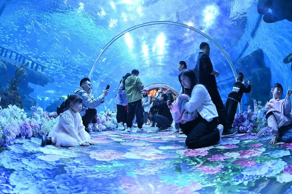 Visitors at Ocean Park in Chongqing Sunac Resort