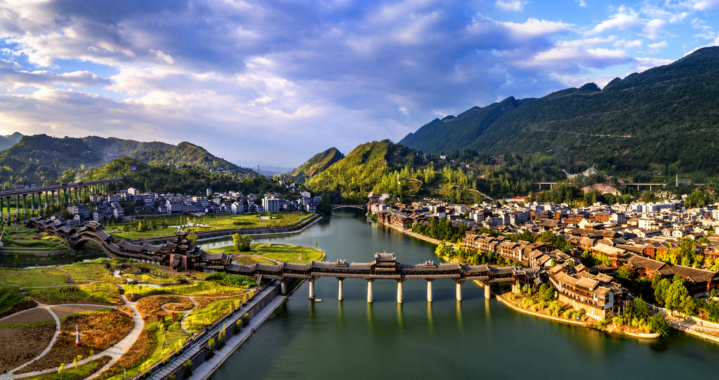 Qianjiang Zhuoshui Scenic Area (Photo provided by Chongqing Municipal Culture and Tourism Development Commission)