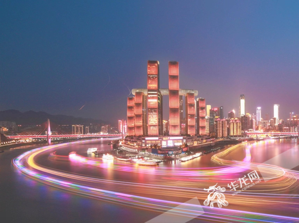 Chongqing has become a popular travel destination for the upcoming May Day holiday.