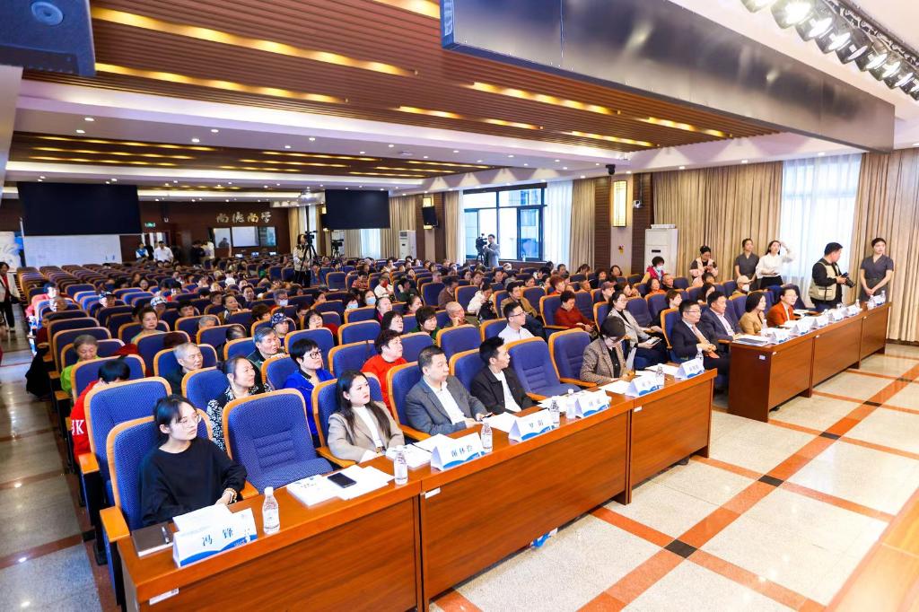新书发布会现场。主办方供图