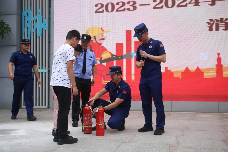 活动现场。渝中区消防救援支队供图 华龙网发