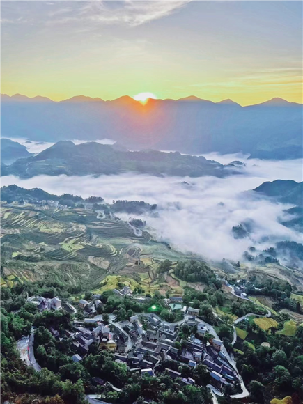 花田梯田。酉阳县委宣传部供图