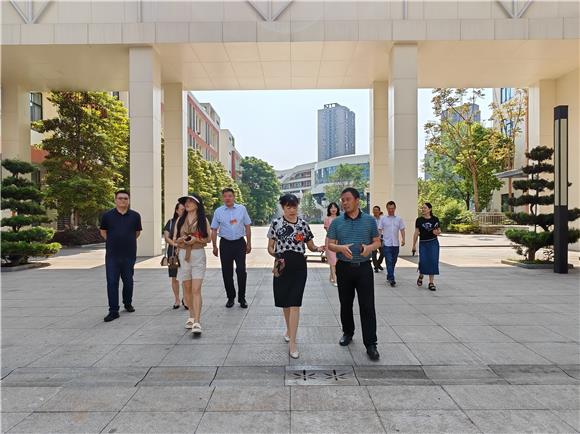 重庆沙坪坝区委书记图片