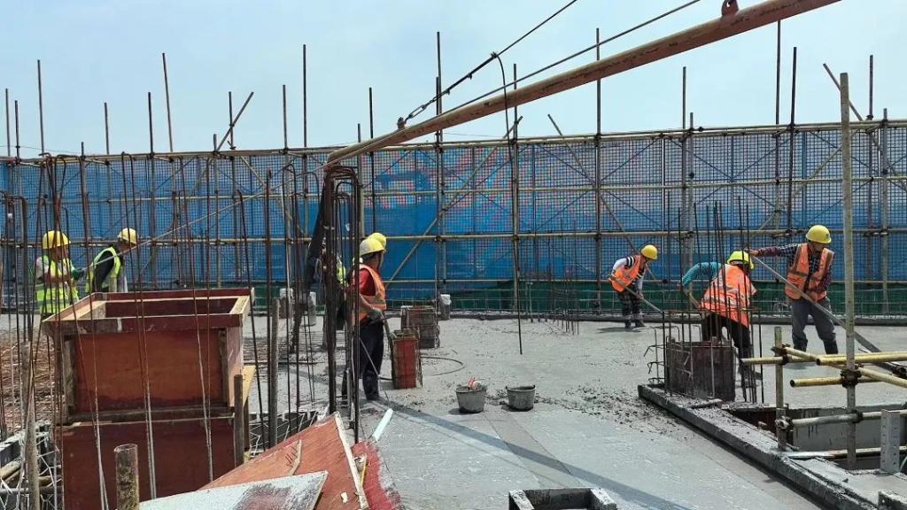 国际人才社区项目二期一标建设现场。受访单位供图