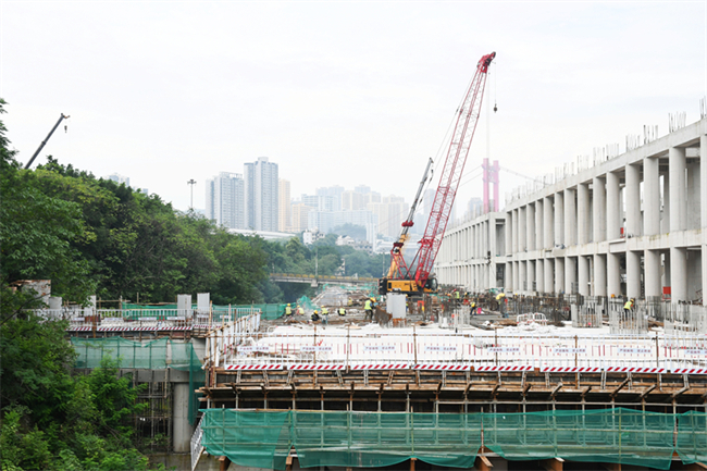 旅客通廊平台建设现场。重庆寸滩港城发展有限公司供图 华龙网发