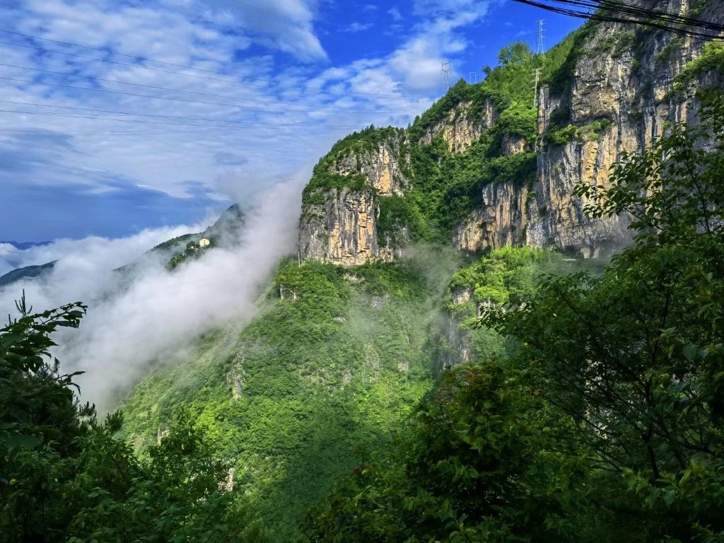 胜利村洪仙岩景点。胜利乡供图