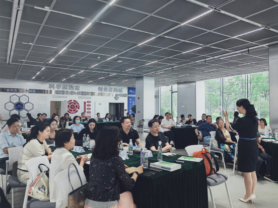 集训辅导现场。重庆市人力社保局供图
