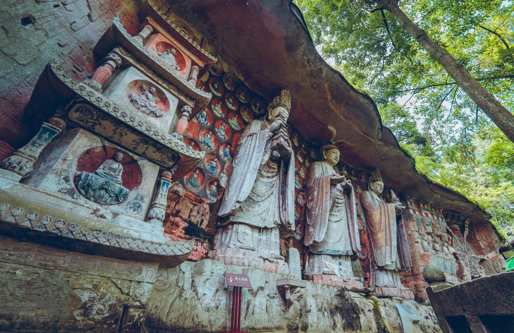 大足石刻華嚴三圣造像。大足區(qū)文旅委供圖