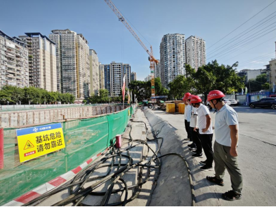 现场检查土湾公共人防工程项目。沙坪坝区住房城乡建委供图 华龙网发