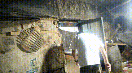 摆拍、卖惨、造谣,百万粉丝网红“小小努力生活”被抓