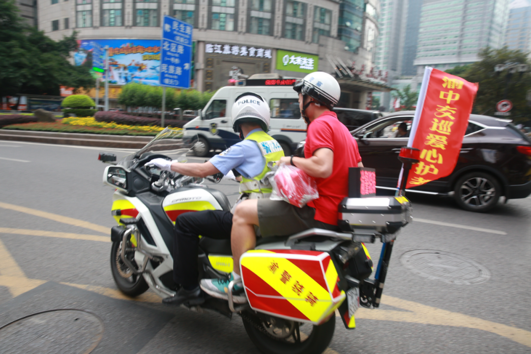 人民公安从这里走来 | “三尺岗亭”坚守初心 咽喉要道薪火传承