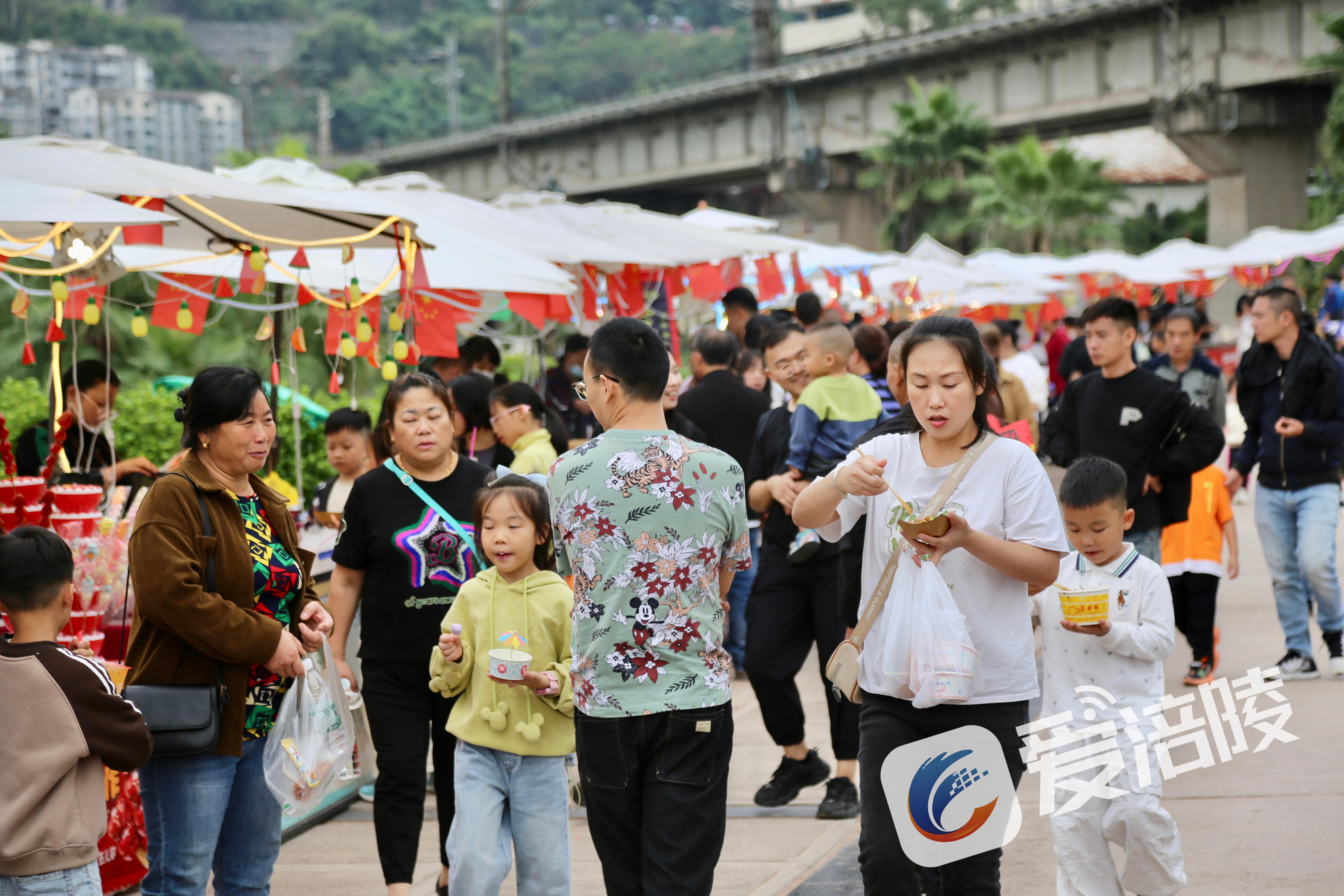 景區(qū)嚴查“價格刺客”促消費 商家游客都說好