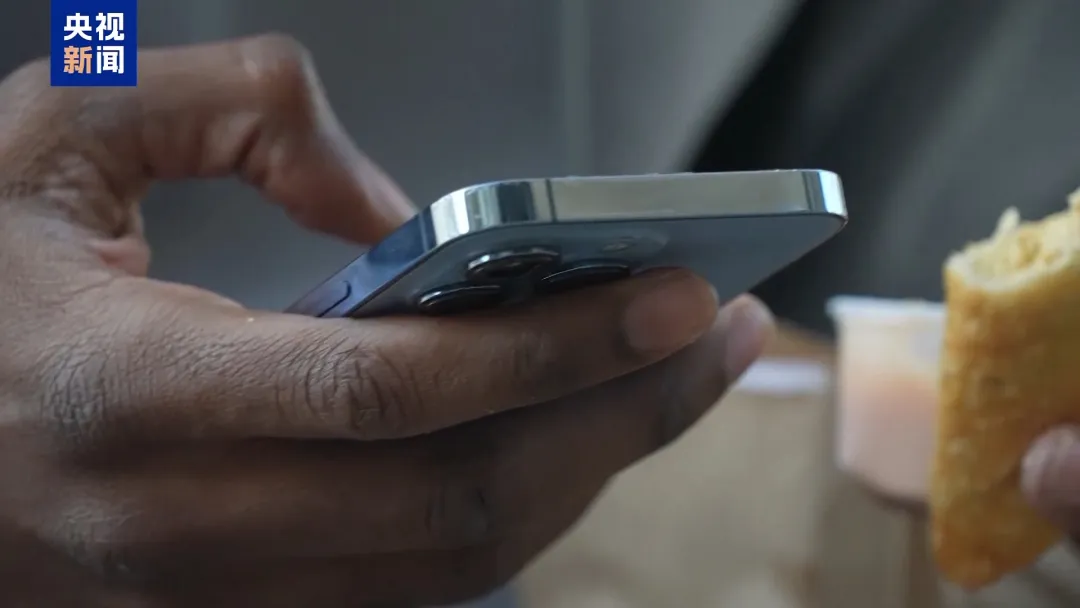 美国大选后,多地非洲裔收到“摘棉花”短信