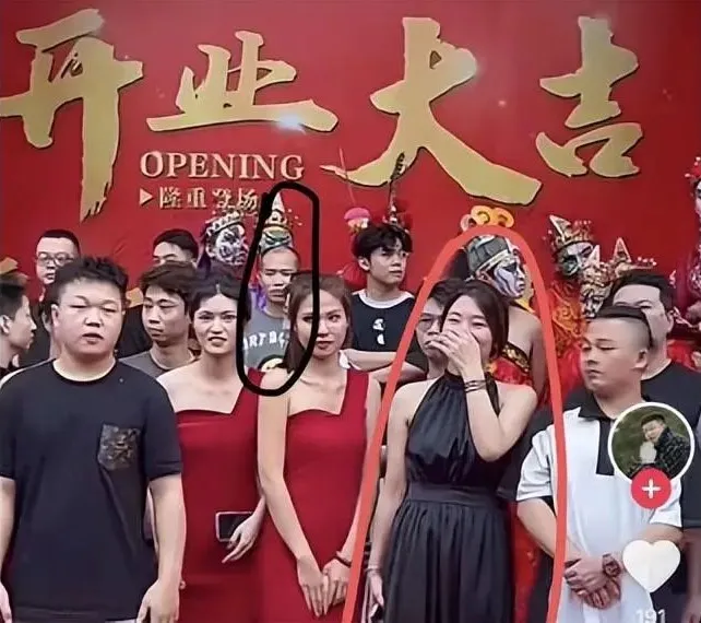 “货车撞劳斯莱斯”被质疑摆拍!两人被扒去年曾同框,女方粉丝已破百万