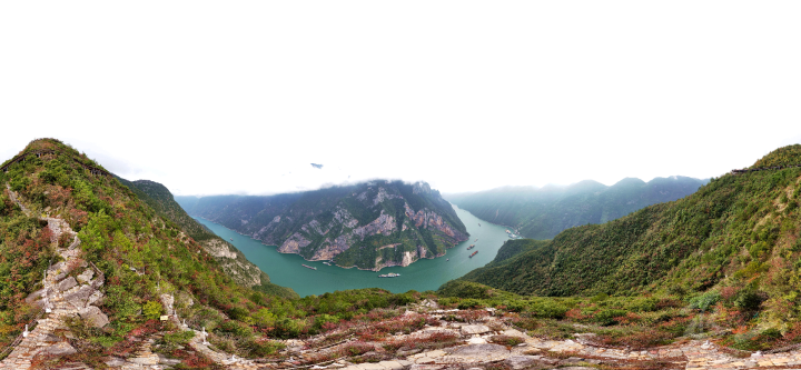 巫山：三峡红叶正红时