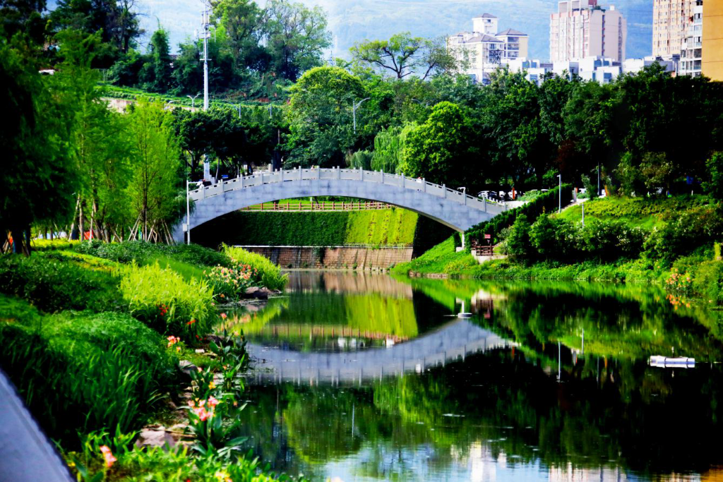 临江河。重庆市水利局供图