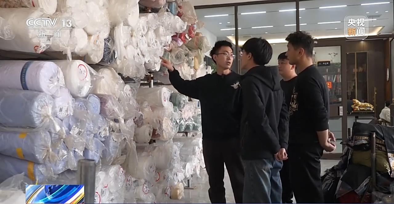 曹县卖了3亿多元的汉服为啥这么抢手？出圈秘籍来了