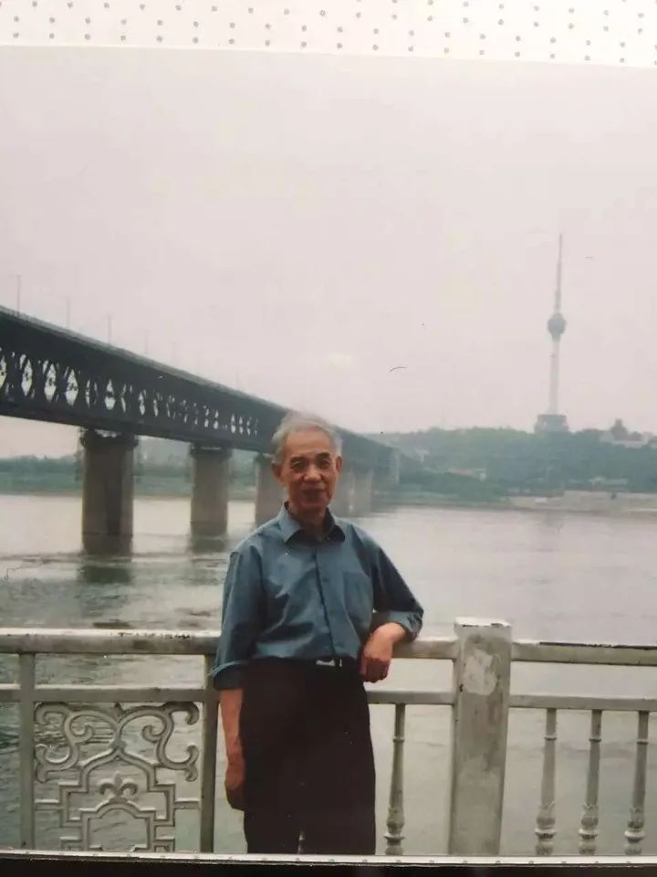 浙大67年前的书签主人找到了！他的身份是……