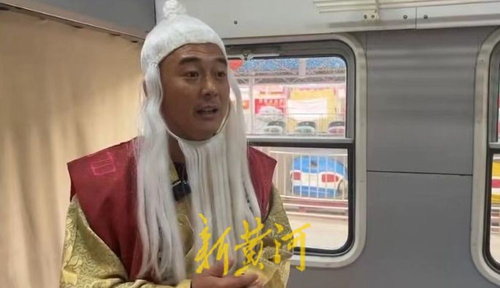 济南版“王婆说媒”来了：现场牵手十几对，人流量超万人