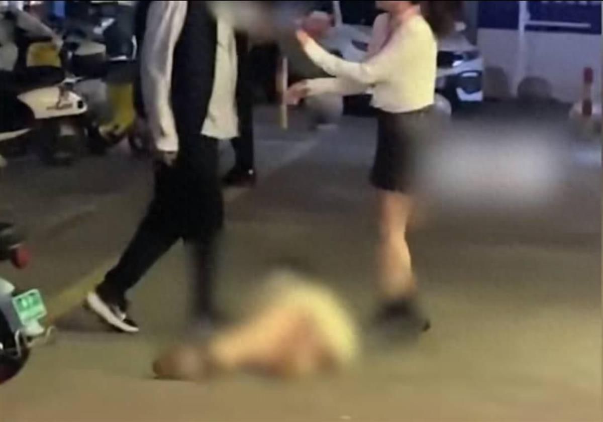 南通官方回应“男子当街踢打女子”：已立案，将发布情况通报