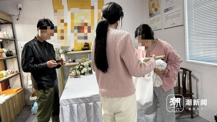 抬棺、烧冥币……宠物殡葬“过度消费”乱象频发：告别，为何变了味？