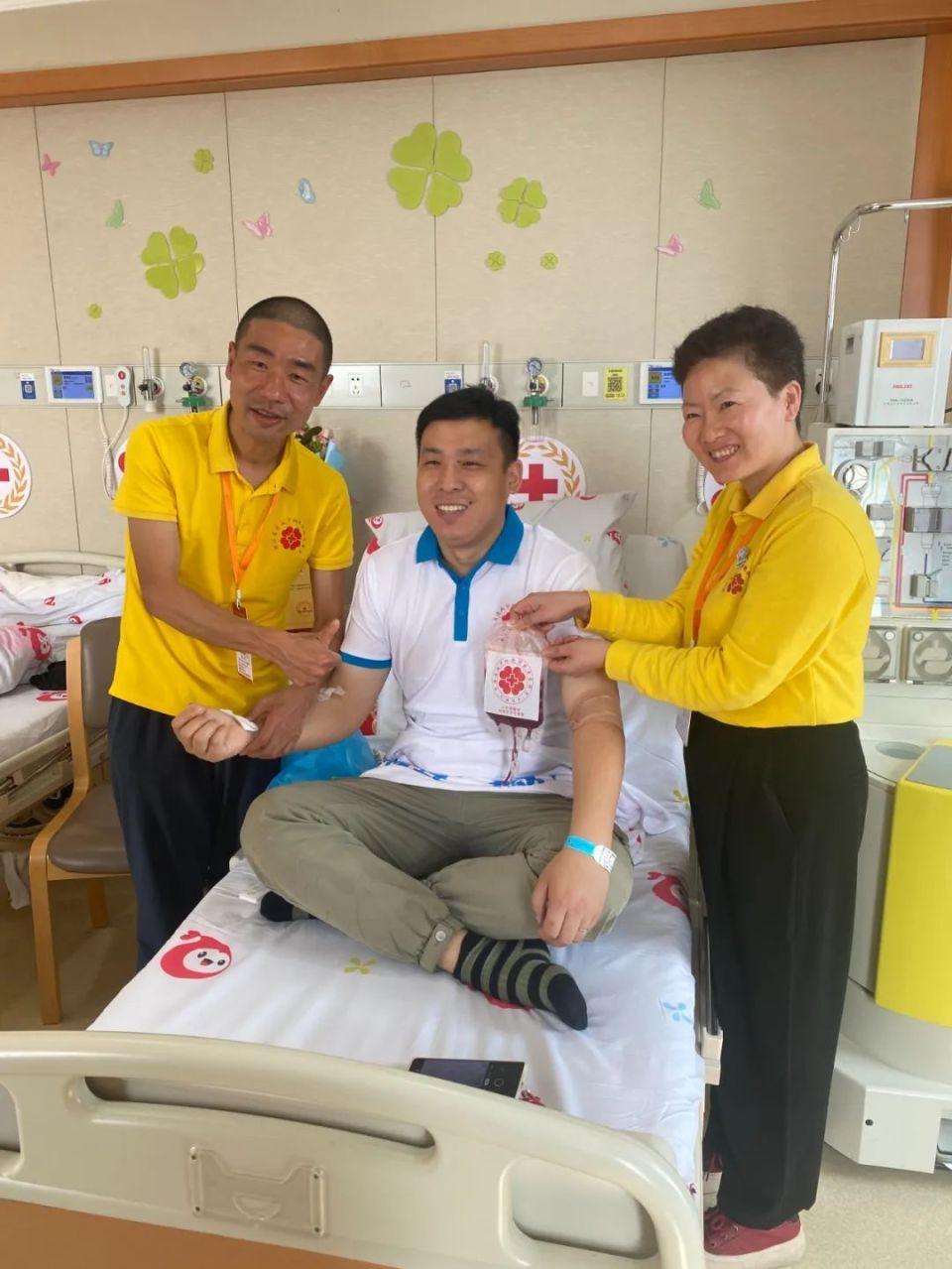 小伙暴瘦34斤,单位直接批15天带薪假!网友:好样的