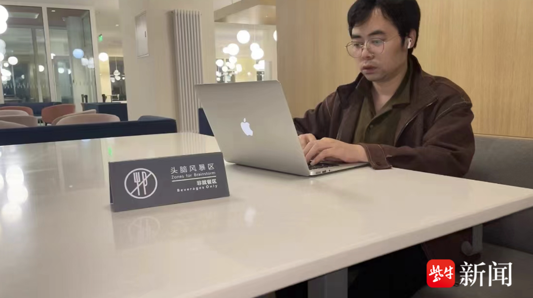 闪送员陈师傅成了高校陈老师，送外卖登上热搜的985硕士现在怎么样