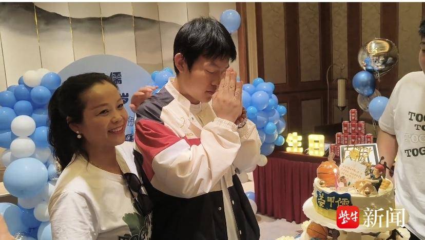 被拐17年儿子归来100多天后母亲容貌判若两人，像年轻了20岁