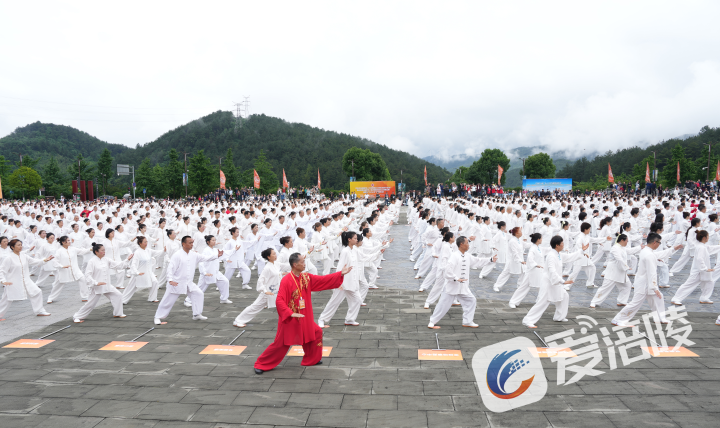 三场太极拳盛会在涪陵举行 掀起全民健身热潮