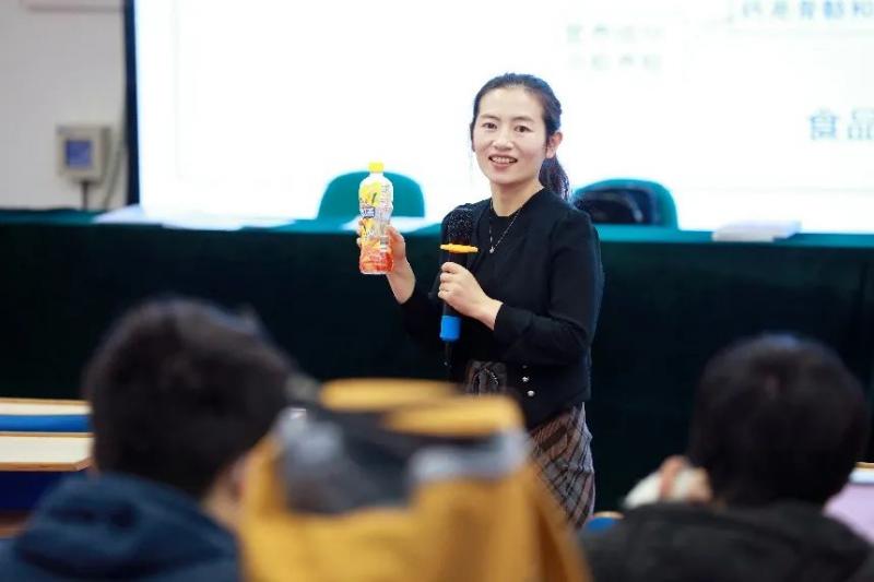 北大开减肥课爆火，大学生一学期减重30斤