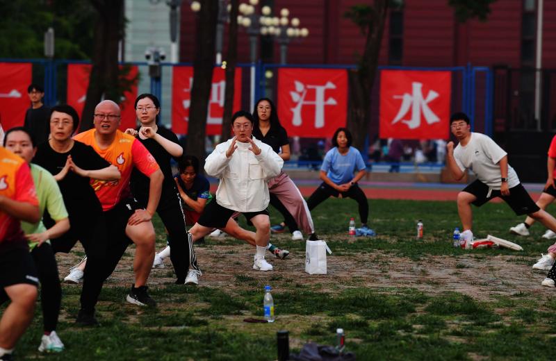 北大开减肥课爆火，大学生一学期减重30斤
