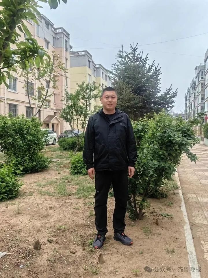 1辆、2辆 ……16辆!济青高速上这一幕被刷屏点赞!多位热心司机讲述经过