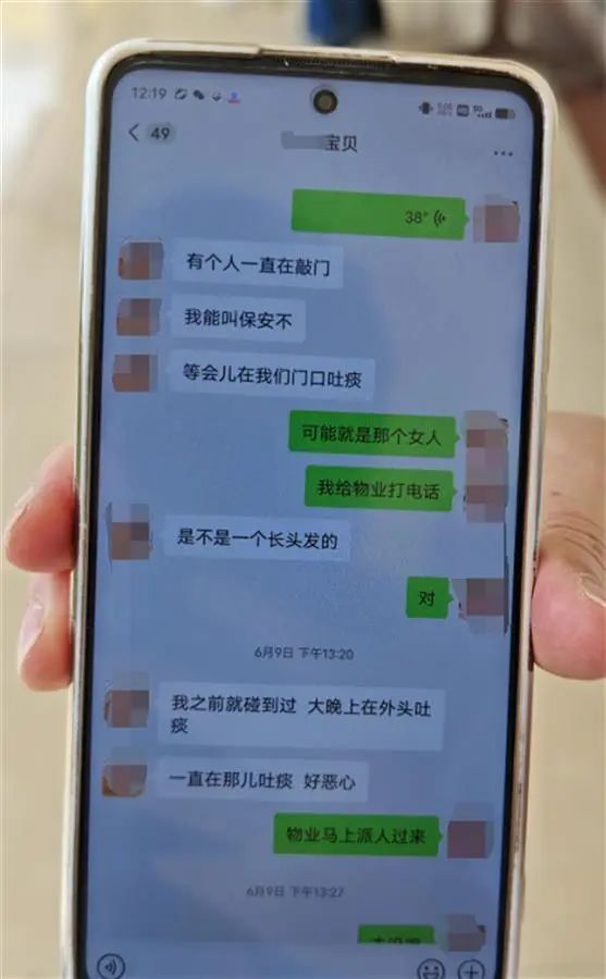 27岁女子在家门口遇害！警方深夜通报：嫌犯为同小区住户，已刑拘