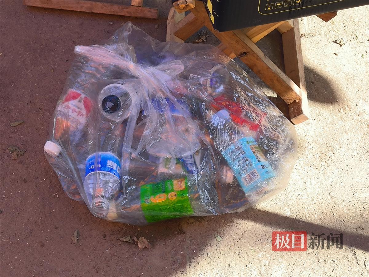 误入网红圈的“粥饼伦”：不会唱歌不会带货，也不信谁能火一辈子