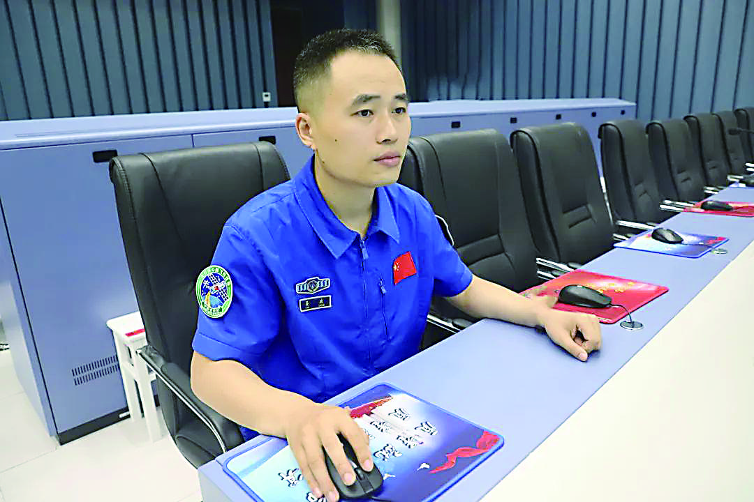 嫦娥六号成功着陆开启月背“挖宝”之旅  重庆80后博士讲述 嫦娥六号发射那些事儿