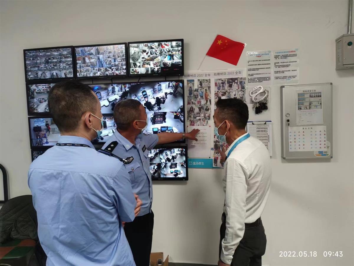 武汉民警浴血追凶｜含泪忆英雄，忘不了他一次次“我先上”