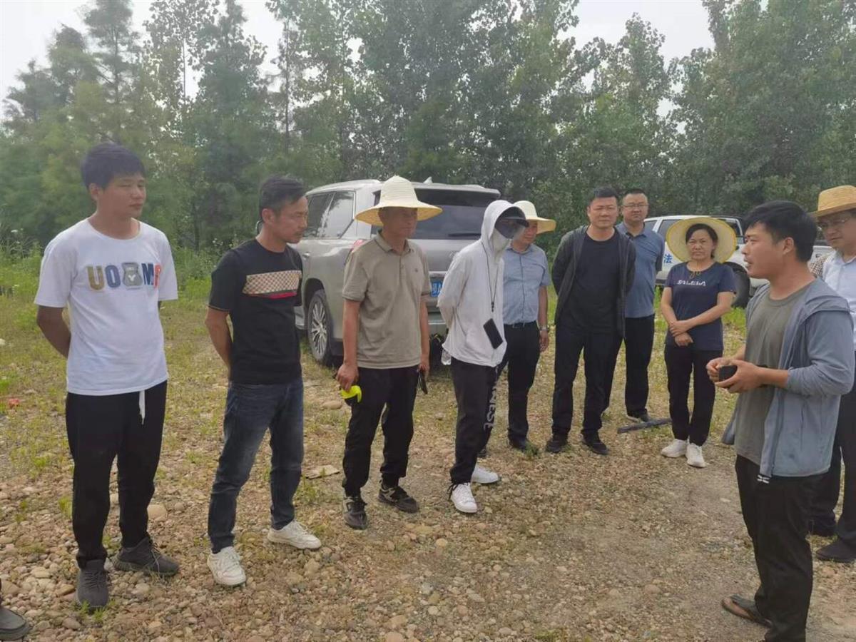 武汉江边发现鳄鱼后，多部门“水陆空”持续搜寻“漏网之鳄”