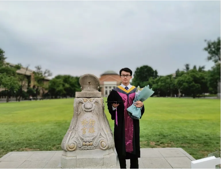 又甜又飒！清华大学博士情侣毕业奔赴祖国中部