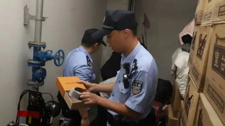 男子欠款330万拒不还钱!法院上门强制腾房,车库里却发现......