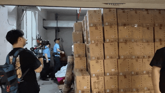 男子欠款330万拒不还钱!法院上门强制腾房,车库里却发现......