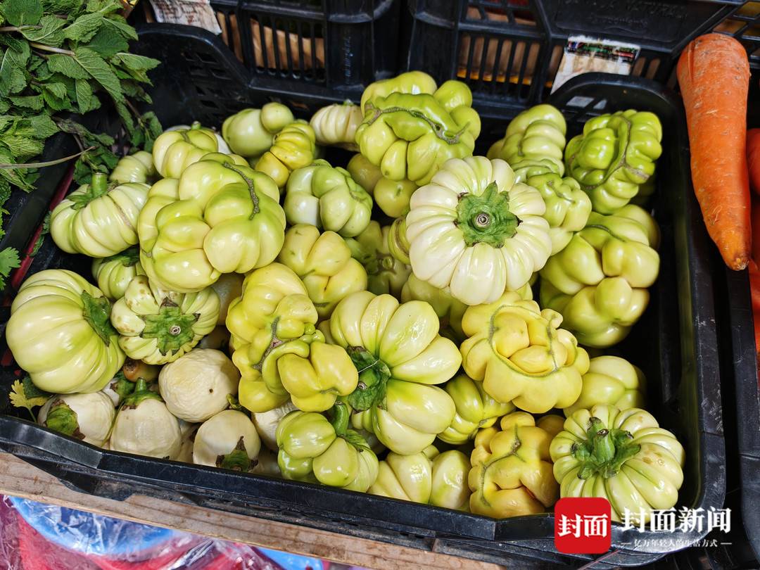 巴黎奥运“中国之家”的伙食很川味：鸡豆花、辣子鸡，下午茶还有米花糖