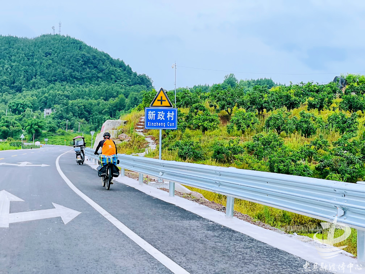 忠石旅游公路成骑行打卡地