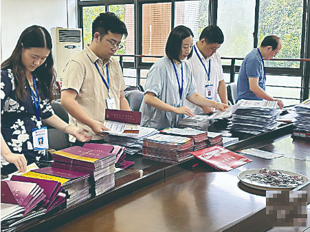 实地探访 高考录取通知书这样出炉 今年启用加密新生电子名册防篡改