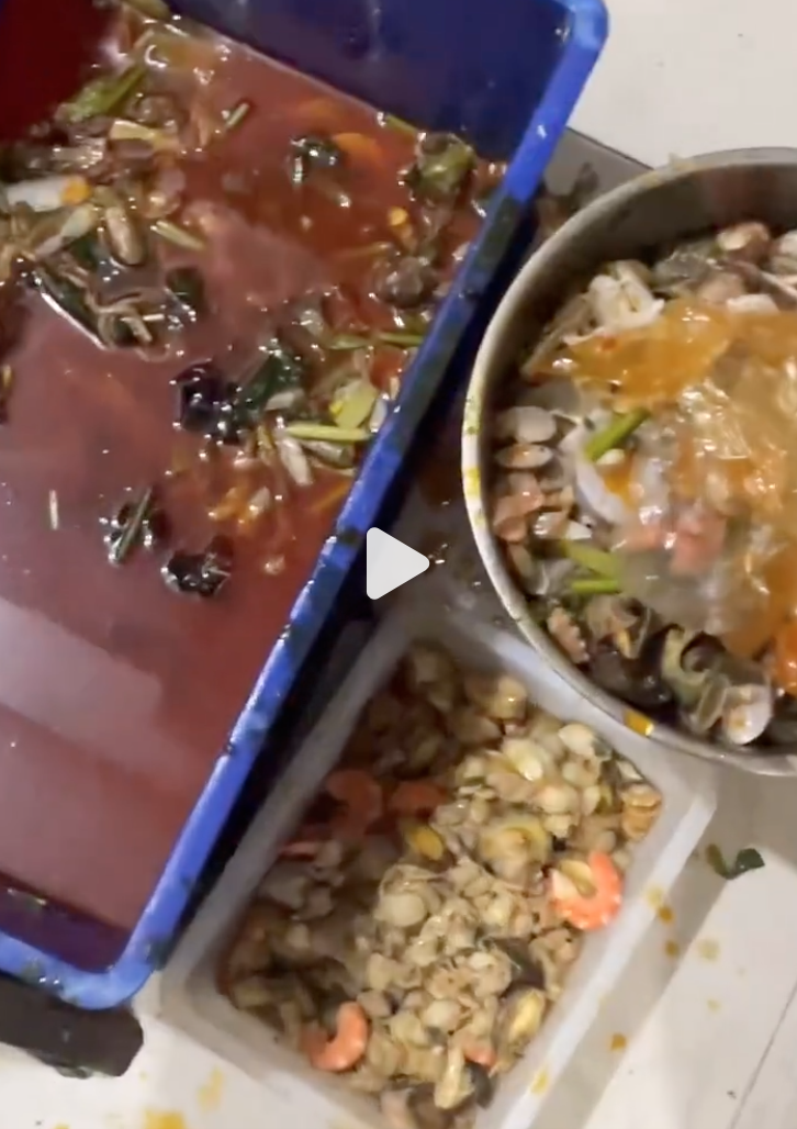 山东日照一饭店回收客人吃剩的海鲜制作疙瘩汤？监管部门回应：正调查